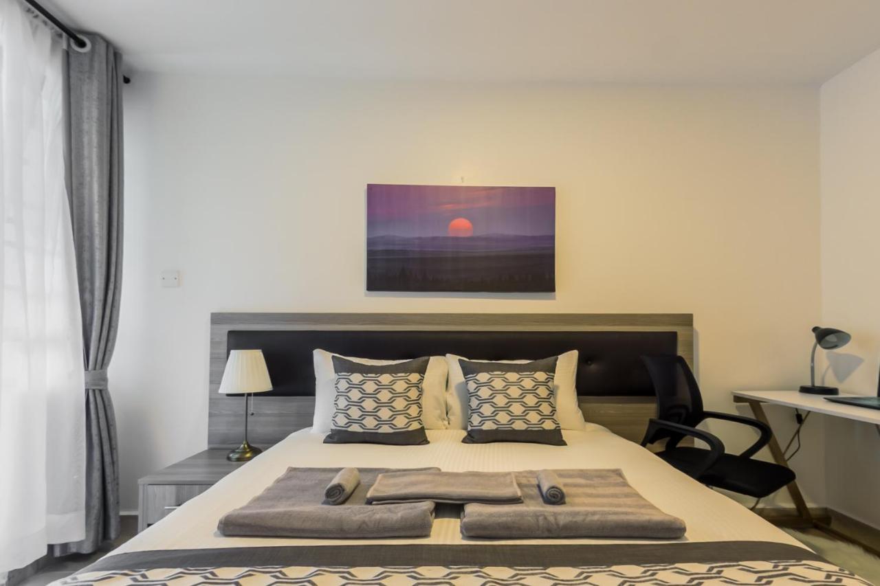 Edmor Residences Riverside Apartment